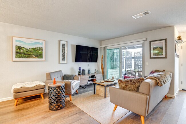 Building Photo - 46 Belvedere Ct