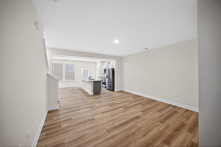 Building Photo - 16 Honeydew Wy