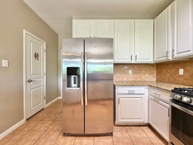 Building Photo - 3300 Forest Creek Dr