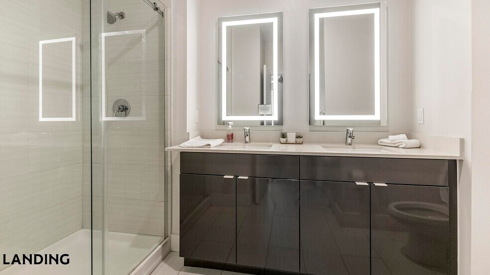 Building Photo - 4950 W Prescott St