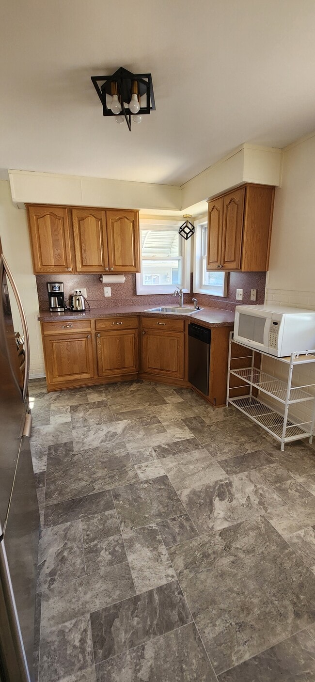 Building Photo - 11201 Haller St