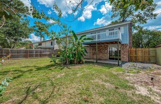 Building Photo - 5831 Caldicote St