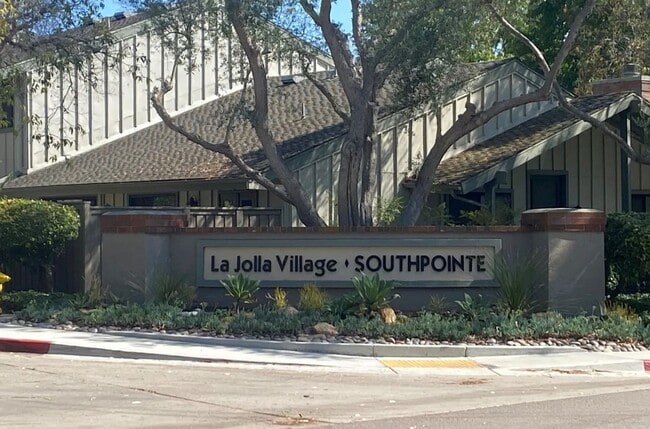 Building Photo - LOVELY LA JOLLA 2/2 WITH GARAGE, WHIMSICAL...
