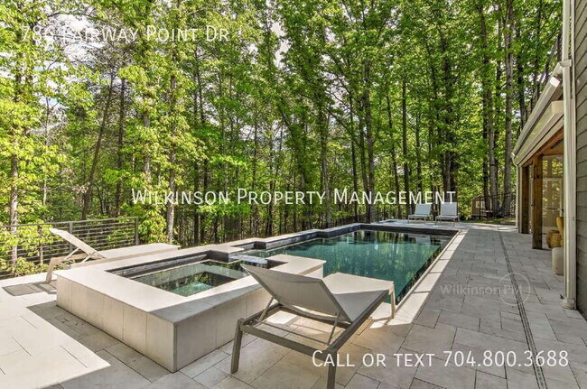 Building Photo - 786 Fairway Point Dr