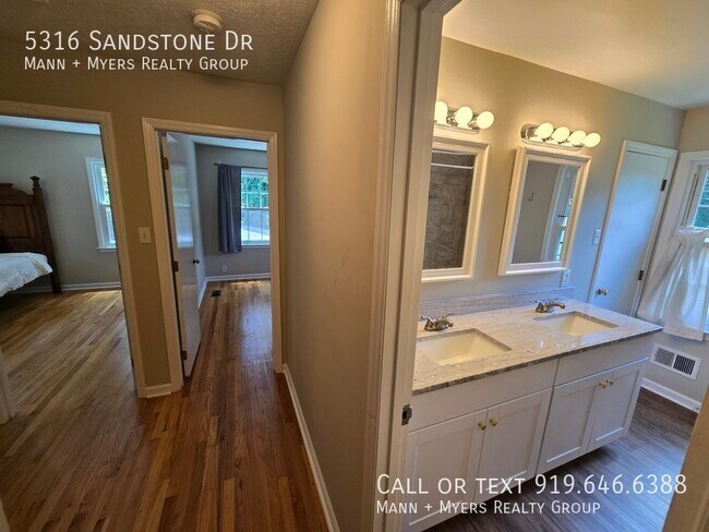 Building Photo - 5316 Sandstone Dr