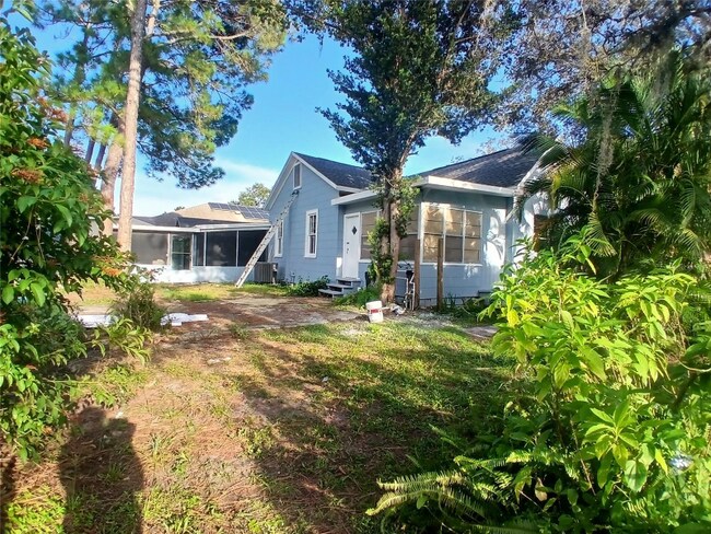 Primary Photo - 8509 Claonia St