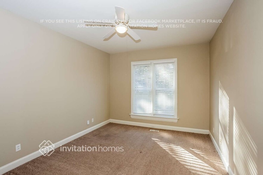 Building Photo - 19524 Coachmans Trace