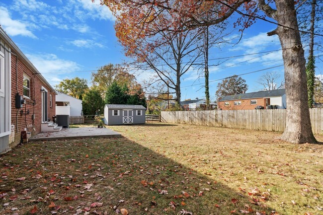 Building Photo - Updated Ranch in North Wilmington