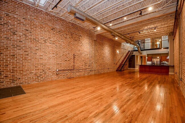 Building Photo - 1717 W Webster St