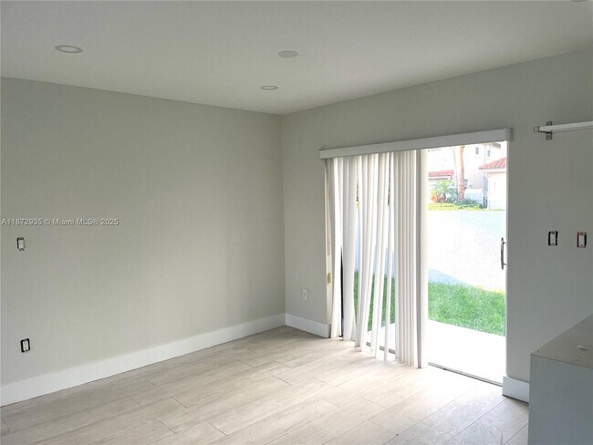 Building Photo - 10273 NW 56th St