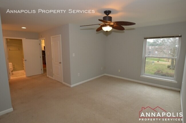Building Photo - 13 silverwood circle #10