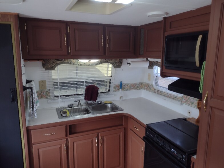 Building Photo - 1090 AZ-366