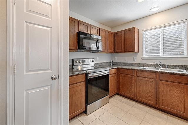 Building Photo - 1416 Nicholas Lane