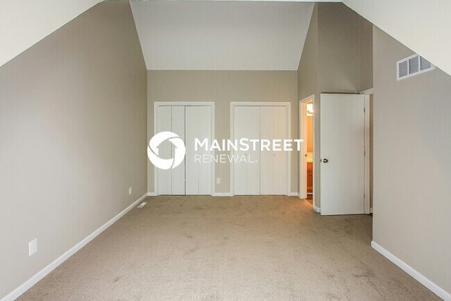 Building Photo - 3 Bedroom Pet-Friendly Home in Kansas City...