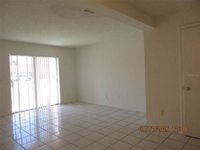 Building Photo - 131 Jones Ln