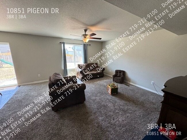 Building Photo - 10851 Pigeon Dr