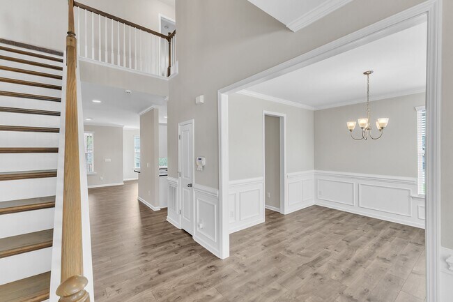 Building Photo - 4701 Kia Dr