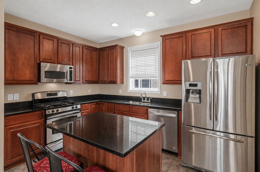 Building Photo - 15587 Crab Apple Ln