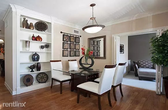 Building Photo - 1 br, 1 bath Apartment - 5586 Weslayan St