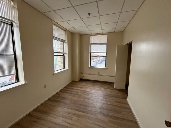 Building Photo - C/O Dirigo Management Company