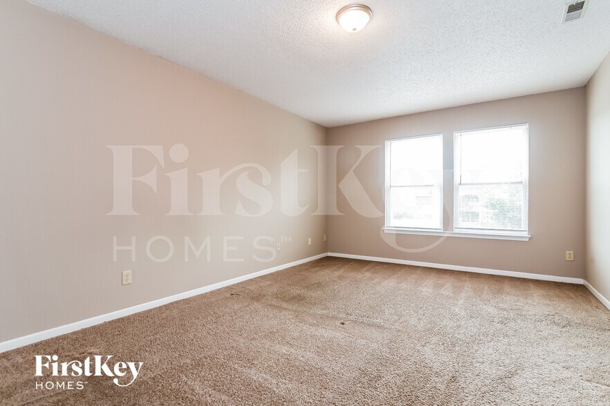 Building Photo - 6601 Black Antler Dr