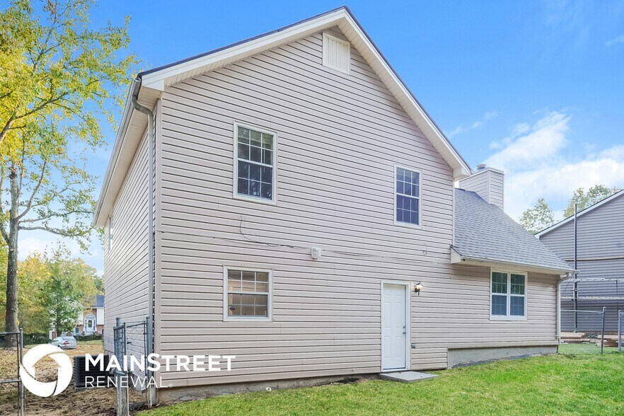 Building Photo - 417 Montgomery Pl