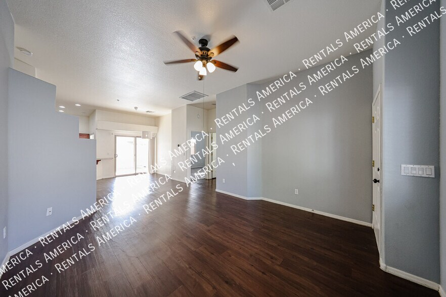 Building Photo - 8075 W Mary Jane Ln