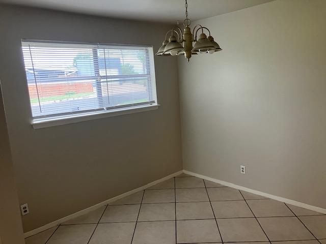 Building Photo - 12401 Shadyview Dr