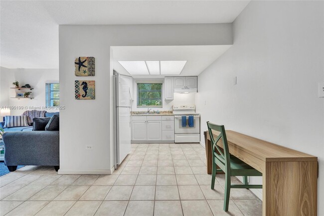 Building Photo - 1129 Pebble Beach Ln