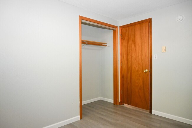 Building Photo - 25th Street Duplex