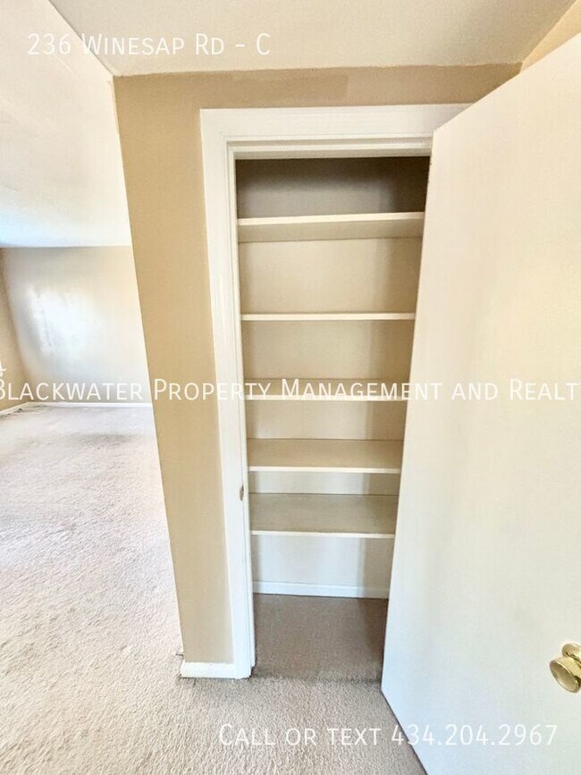 Building Photo - 236 Winesap Rd