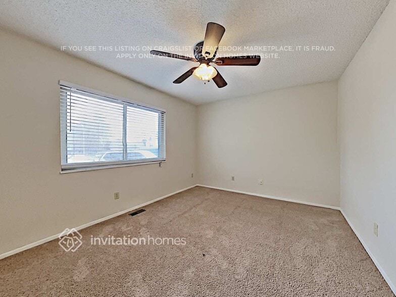 Building Photo - 7210 Shavano Ct