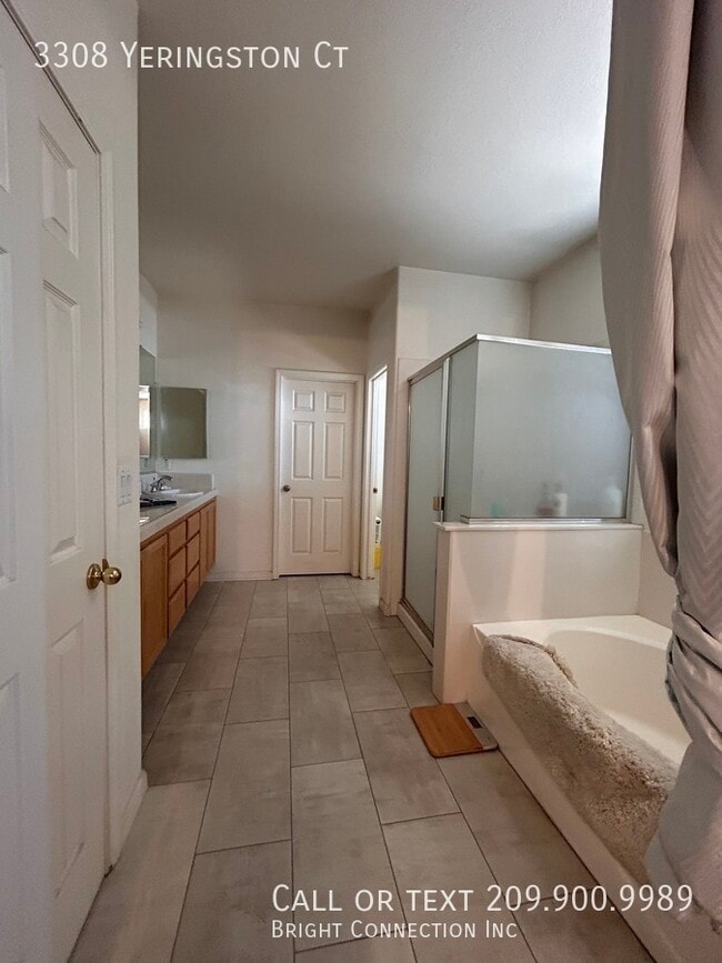 Building Photo - 3308 Yerington Ct