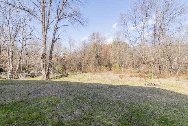 Building Photo - 3636 Trull St