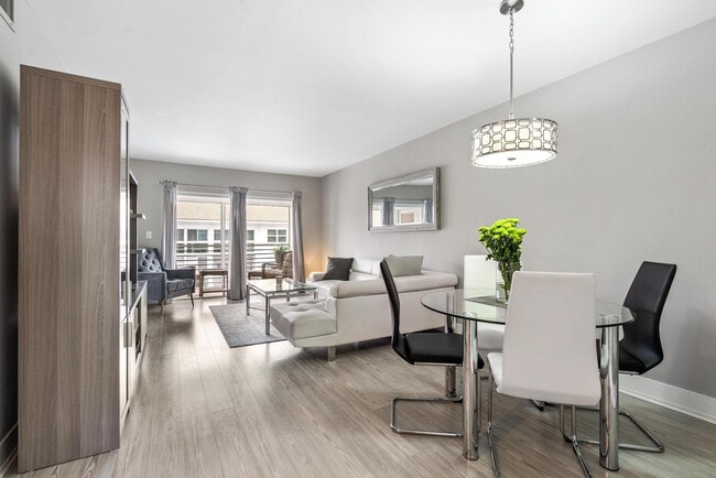 Building Photo - 1461 S Ocean Blvd