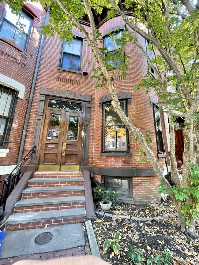 Primary Photo - Renovated unit, Longwood Medical Area Brow...