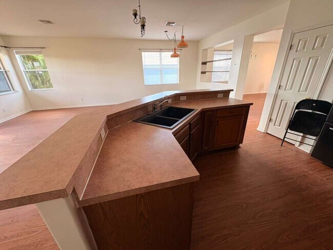 Building Photo - 1826 NW 15th Terrace