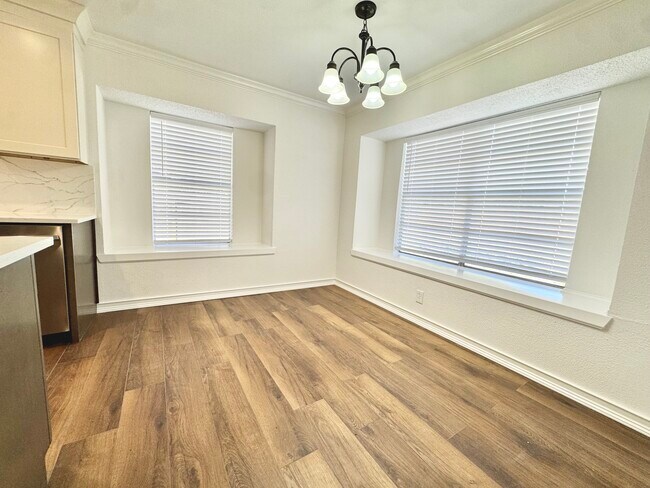 Building Photo - 13508 Fawnwood St