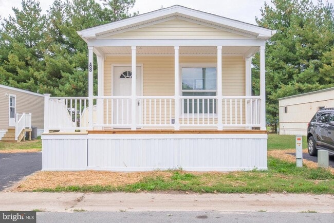 Building Photo - 1679 S State St