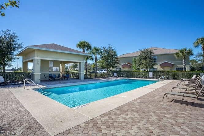 Building Photo - 9093 Gervais Cir