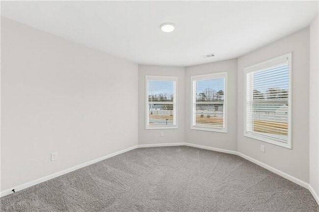 Building Photo - 2500 Sunny Hill Rd