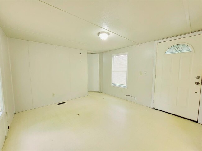 Building Photo - 401 S Woodson St