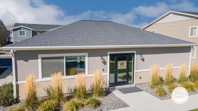 Building Photo - Dublin Farms Townhomes
