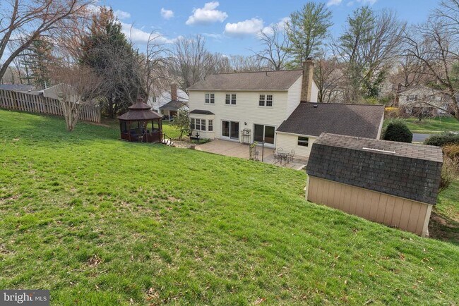 Building Photo - 2302 Tanglevale Dr