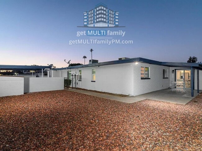 Building Photo - 515 W Pebble Beach Dr