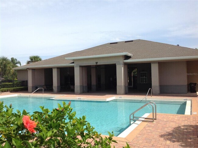 Building Photo - 6532 S Goldenrod Rd