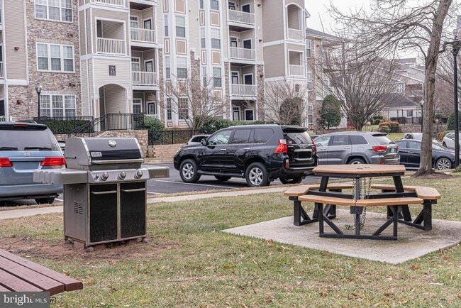 Building Photo - 502 Sunset View Terrace SE