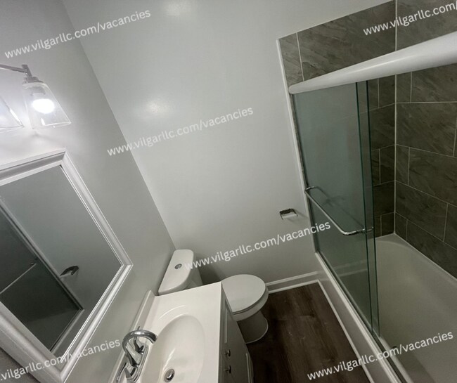 Building Photo - 4117 Euclid Ave