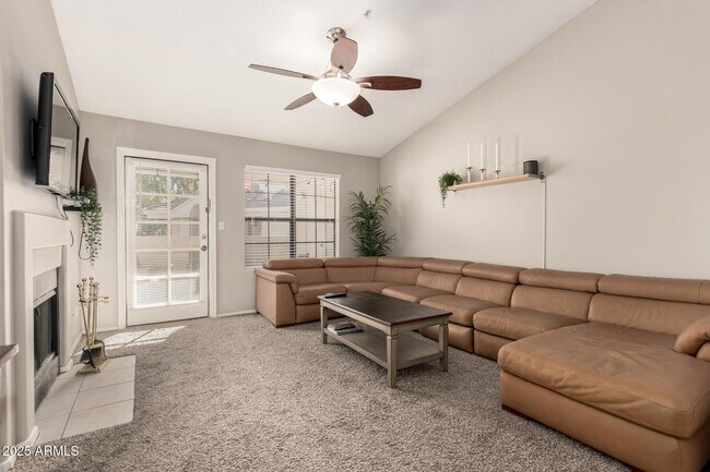 Building Photo - 6885 E Cochise Rd
