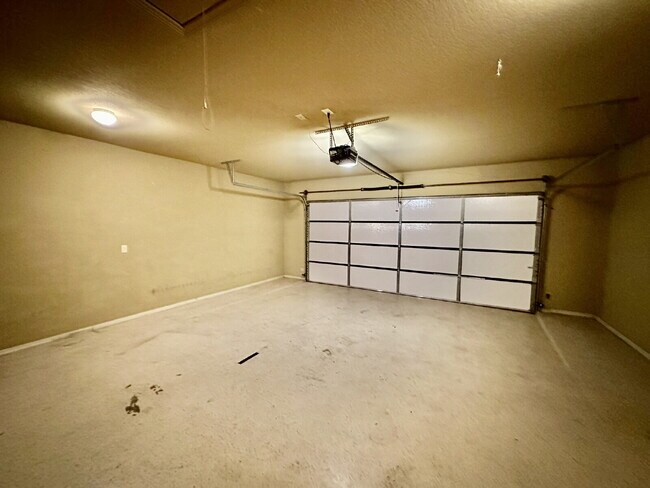Building Photo - 441 Sorrento Dr